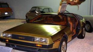 Позолоченный DeLorean, позолоченный делориан, золотой DeLorean, фото